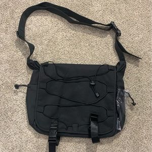 COPY - Black carrying bag